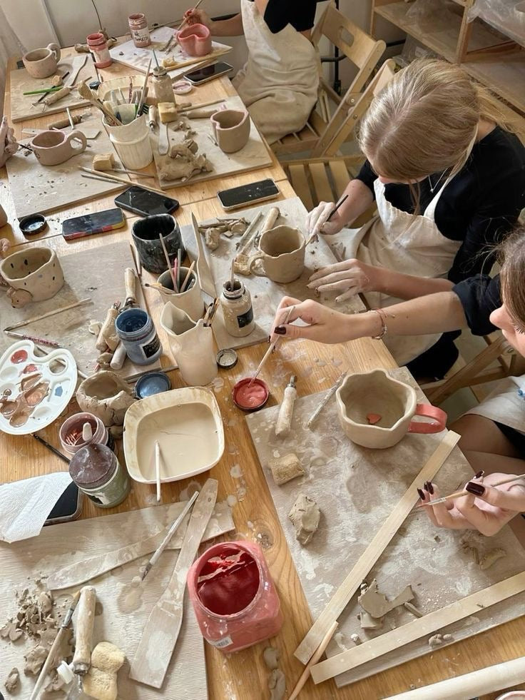 Atelier poterie en argile auto durcissante